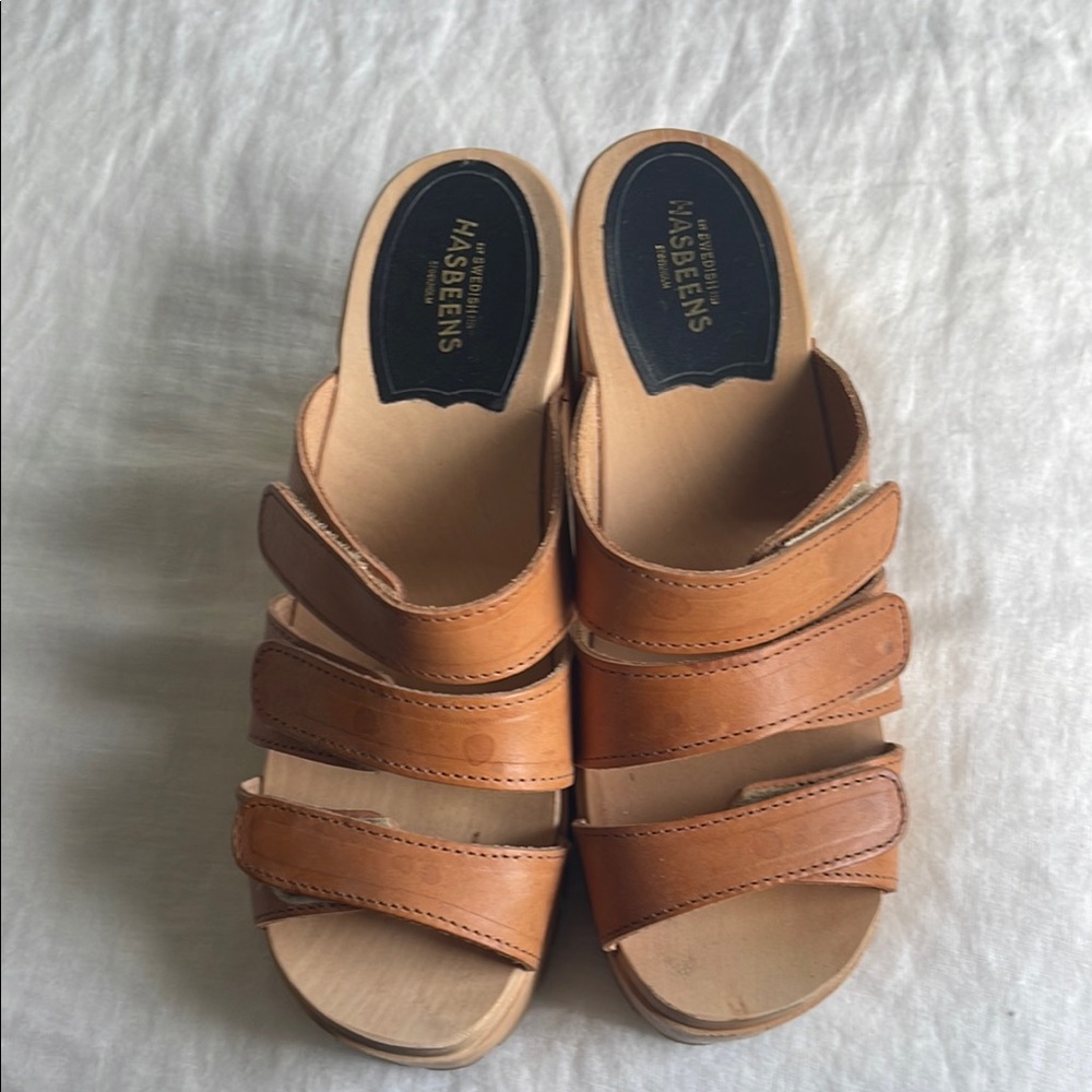Swedish Hasbeens Tan Leather Clogs
